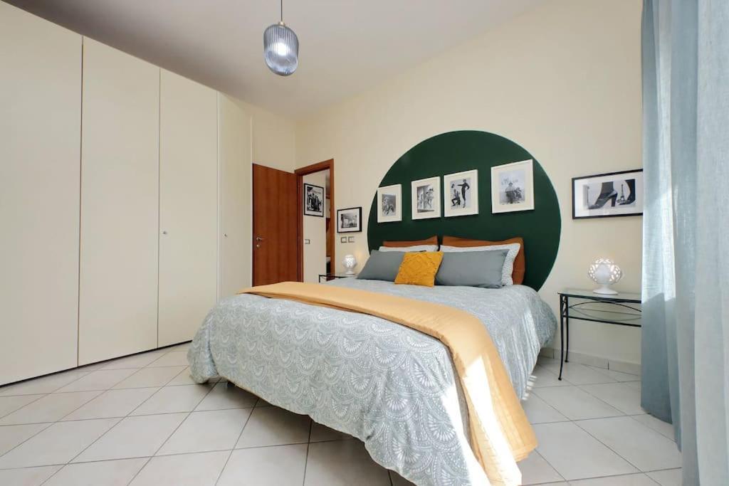 Relax Rome With 2 Balconies - 2 Bedroom Flat, 3Rd Floor With Lift, High Comfort, Quite, A Walk From Urban Train Station Gemelli And Metro A Stops Battistini & Cornelia Connecting To Center In 20 Minutes, 2 Steps From Bus Stop, Cycle Path, Groceries Dış mekan fotoğraf